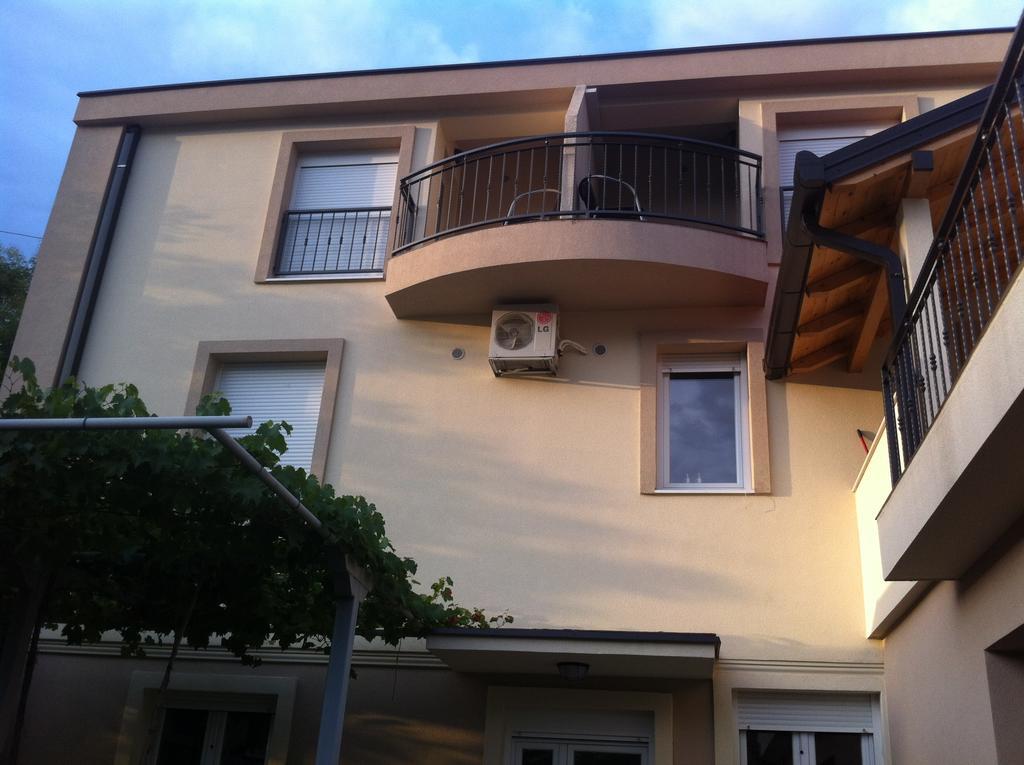 Guesthouse Liska Mostar Exterior photo